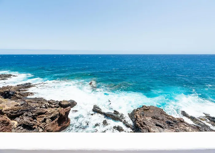 Canary Casita Next To The Atlantic Ocean