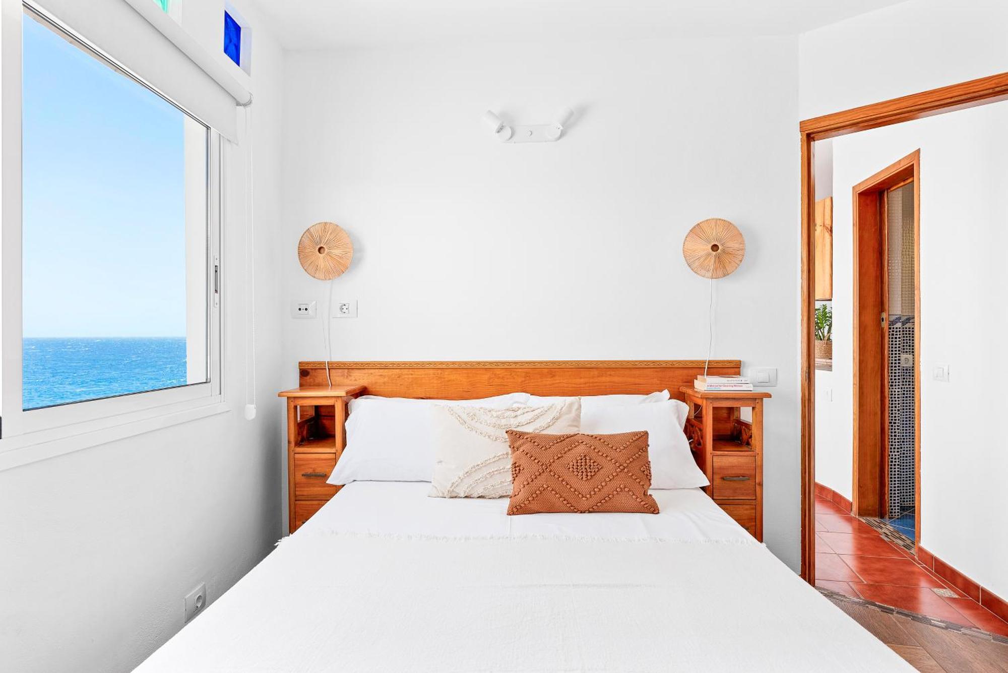 Canary Casita Next To The Atlantic Ocean